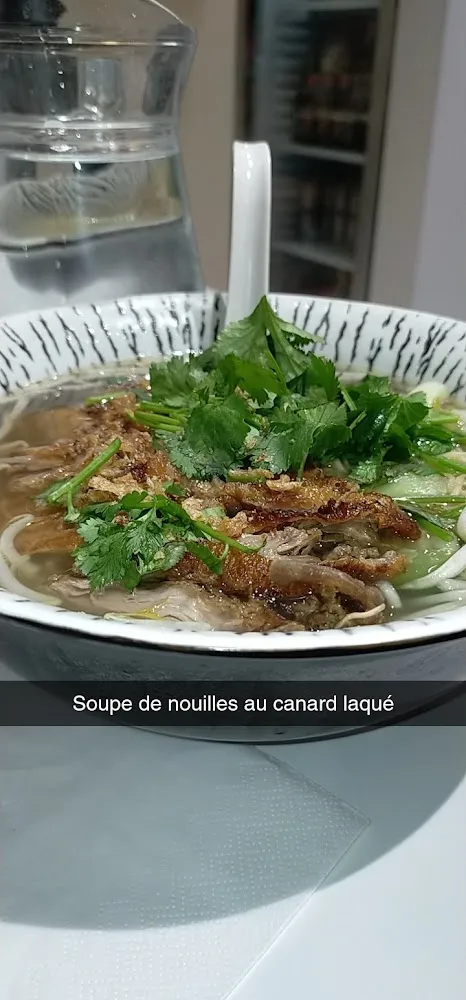 Soupe de Nouilles Au Canard Laqué